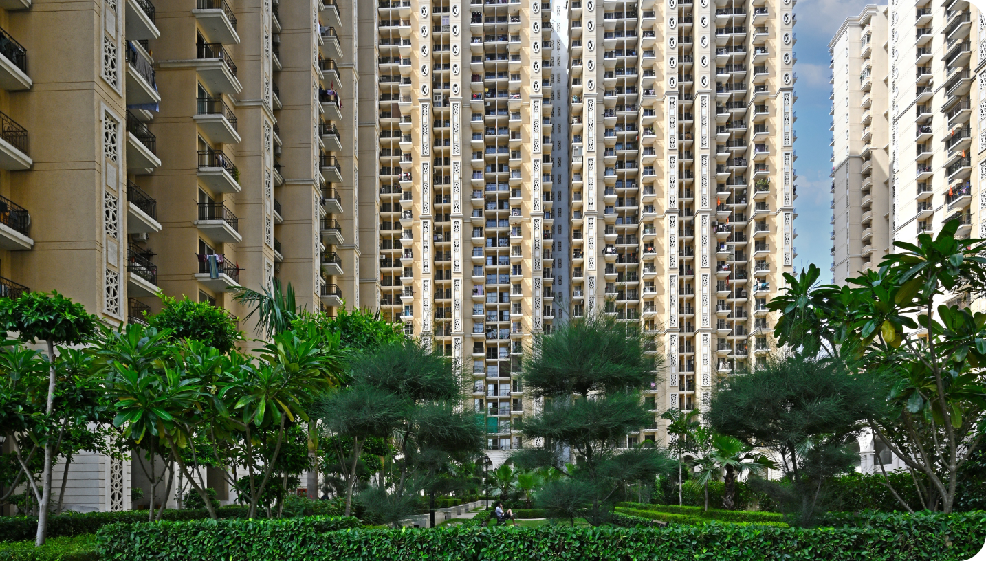 3 BHK Flat In North Delhi Left Img