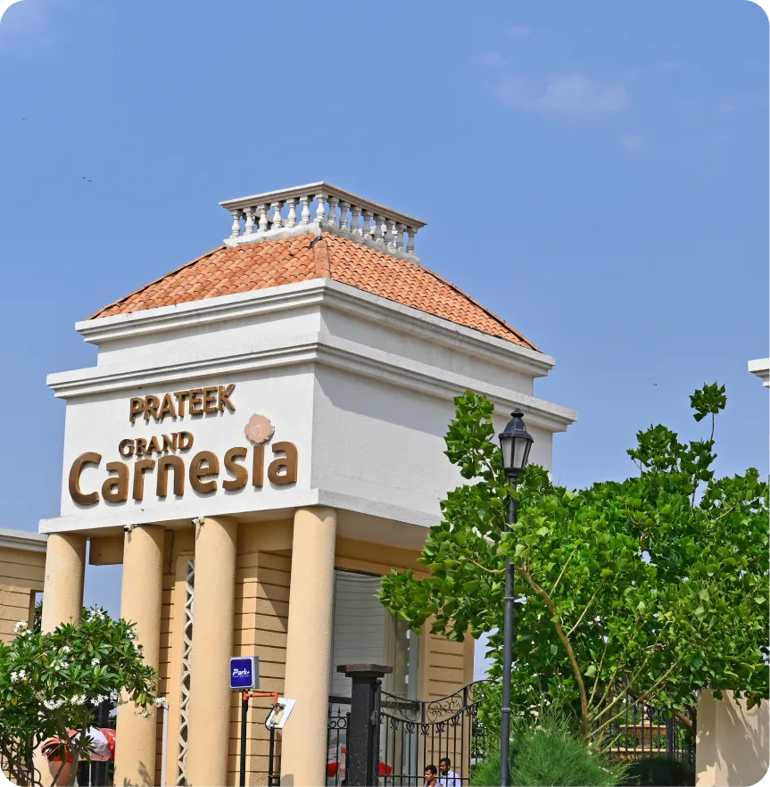 Prateek Grand Carnesia 4 bhk in delhi