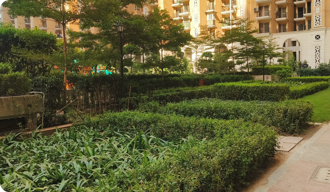 2 BHK Flat in Gurgaon right img