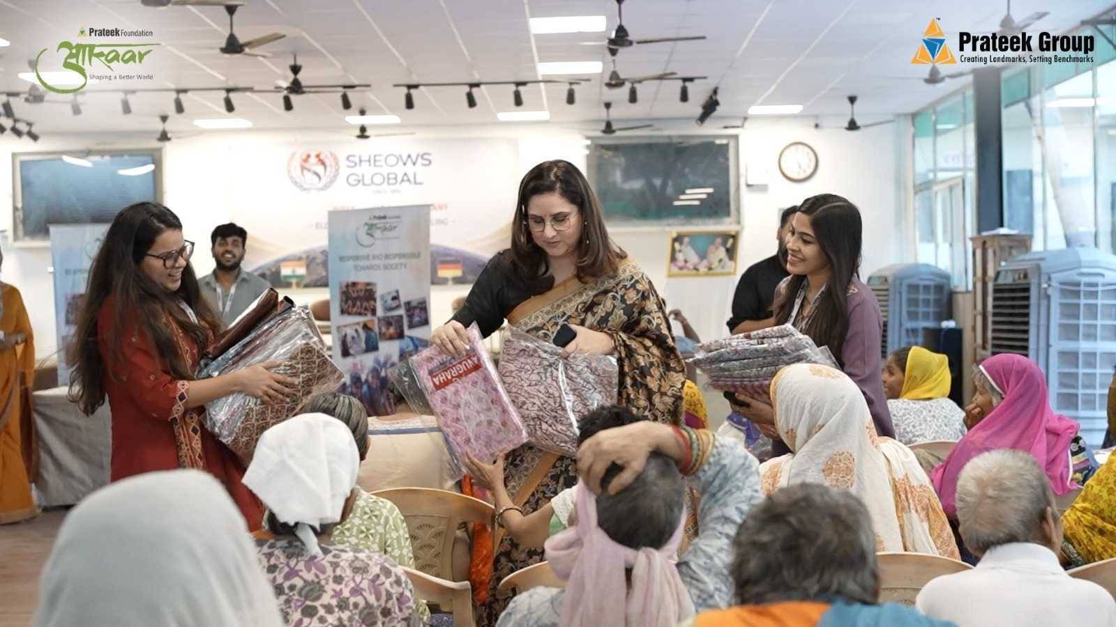 Mother's Day Celebration with SHEOW EldersBy Prateek Foundation Aakaar