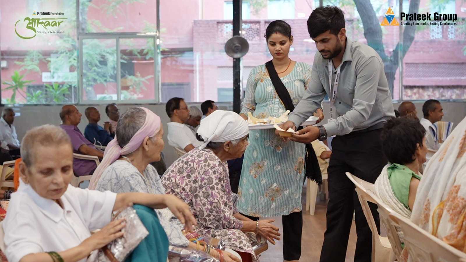 Mother's Day Celebration with SHEOW EldersBy Prateek Foundation Aakaar