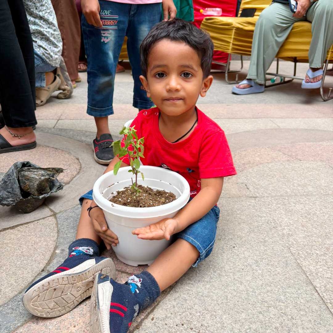 Prateek Foundation Celebrates World Environment Day
